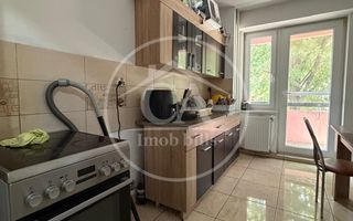 Apartament de vânzare cu 4 camere în zona Decebal, Oradea - Poză 6