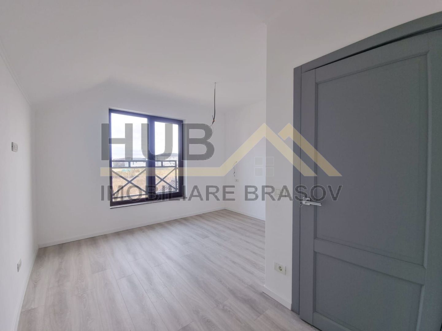 De Vanzare Casa Sanpetru | Teren 468mp | Intabulata | 10 min de Coresi Mall - Poză 15