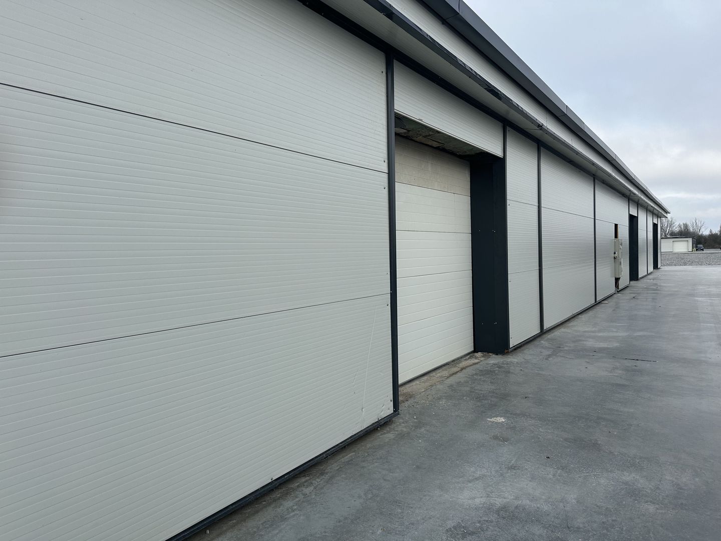 Chirie hala, Calea Borșului, 80 mp. 500 E. Comision 0 - Poză 1