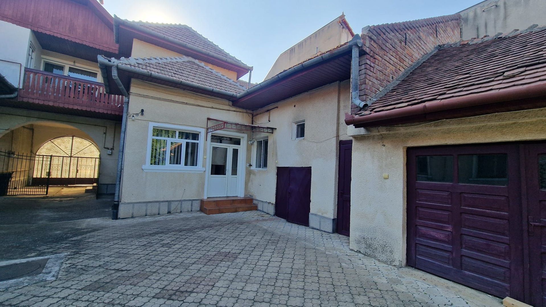 CASA DE VANZARE CENTRU - Poză 7
