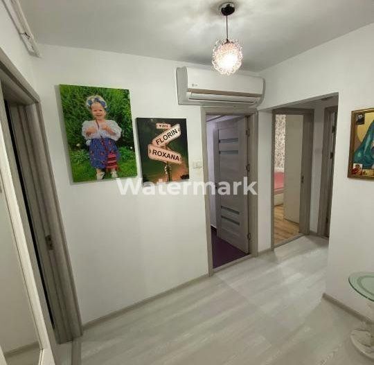 Vând apartament cu 3 camere Mobilat/Utilat in zona Km 4-5 - Poză 9