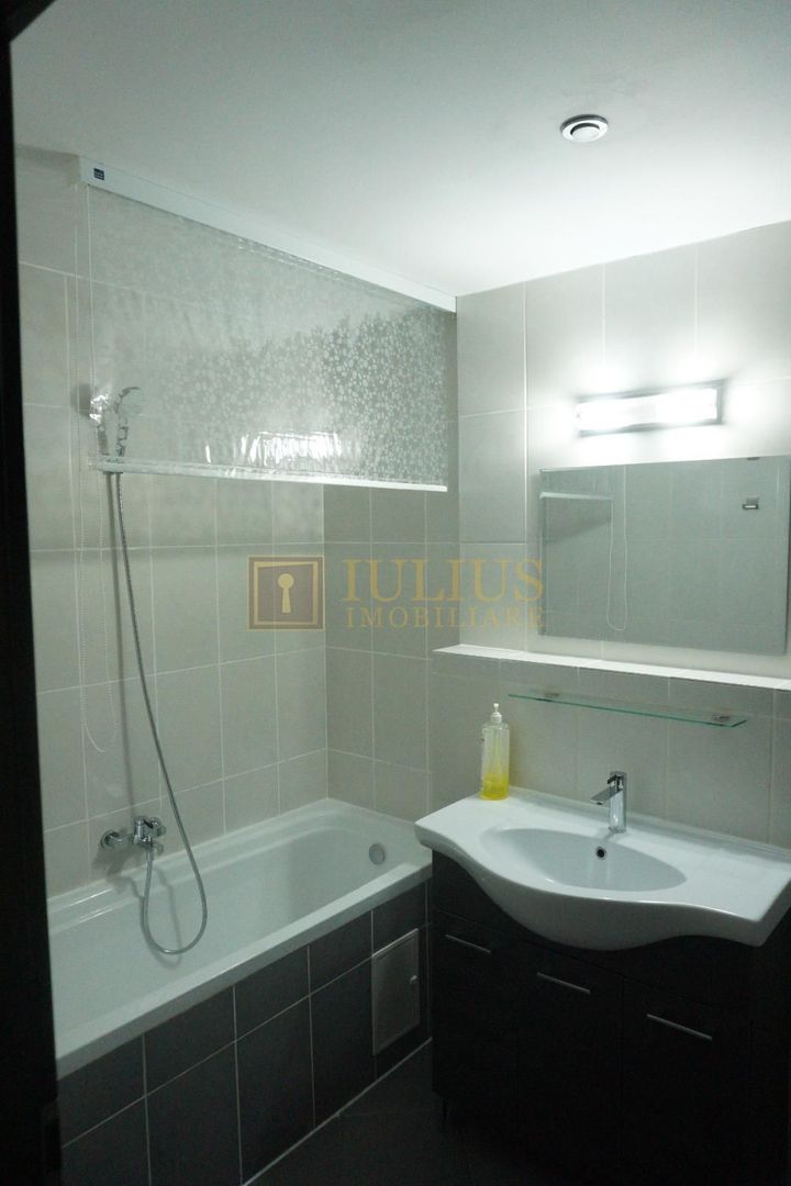 2 camere| Uranus Plaza| parcare in spatele blocului la discretie| balcon deschis - Poză 5