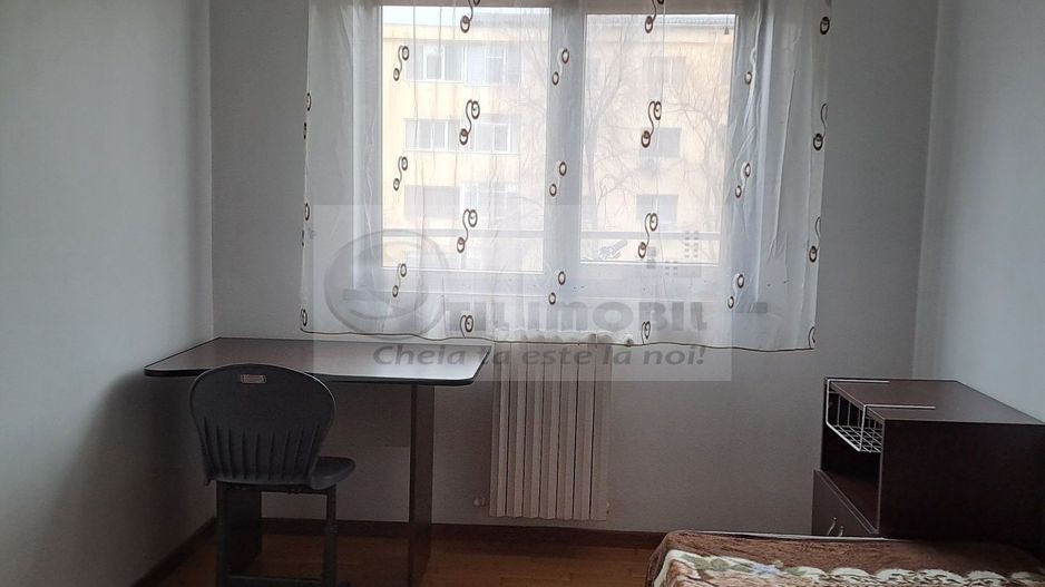 Apartament 4 camere Iasicon - 900 euro - Poză 5