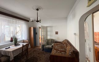 Casă 3 camere de vânzare | Lupeni, Sibiu | garaj, pivniță - Poză 8