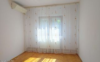 Soarelui - Scoala 30 - 3 Camere, Decomandat, 2 Bai, Etaj 2, Centrala - Poză 9