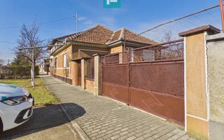 Casă cu 4 camere toate utilitățile și 1150mp teren - Poză 8