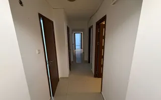 Apartament cu 3 camere decomandat 72 M² cu balcon și pivniță - Poză 13