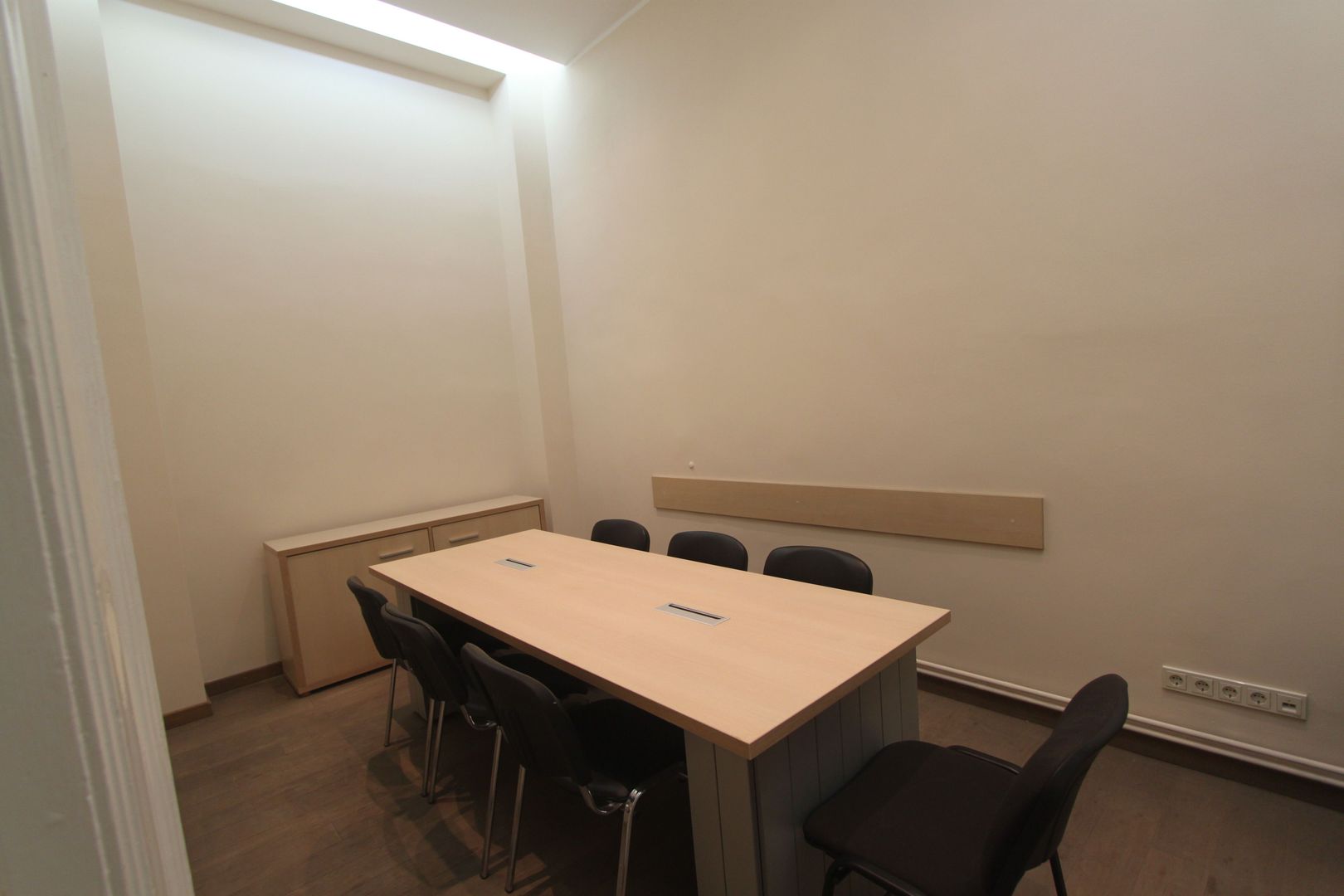 Spațiu de birouri mobilat - 120mp  în zona Unirii. - Poză 6