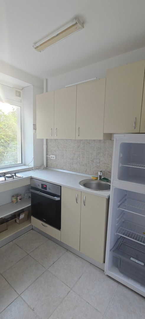 Închiriere Garsonieră 32 mp, renovată integral 2023, etaj 2, balcon, Sector 3 - Poză 4