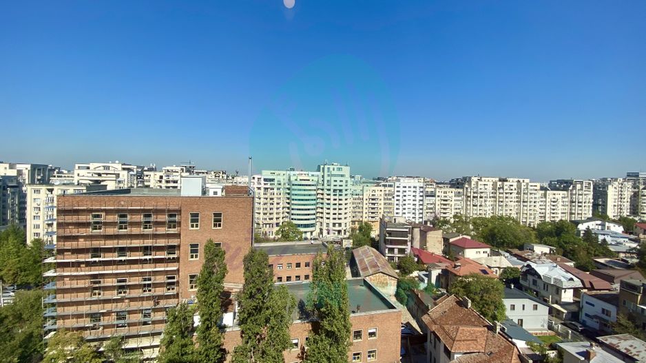 2 camere spatioase cu VEDERE PANORAMICA - Poză 12