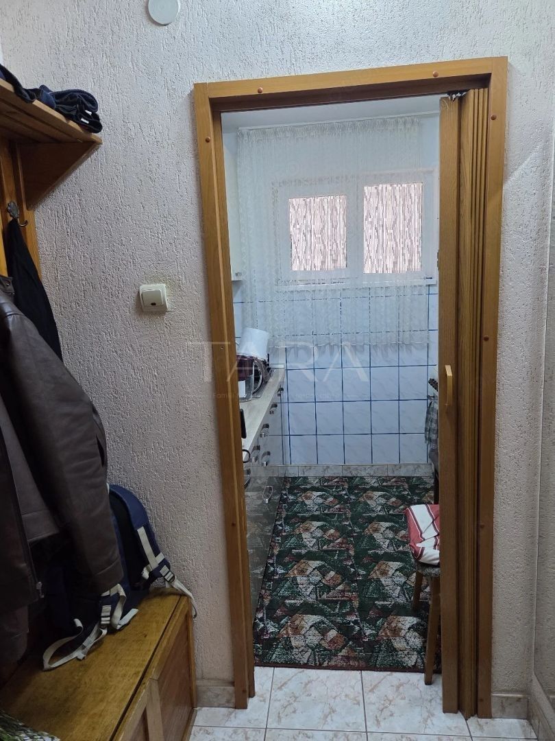 Apartament 2 camere, etaj intermediar, zonă accesibilă. - Poză 3