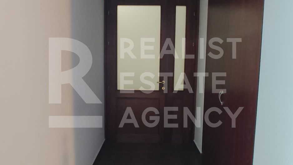 Vilă individuală 430 mp utili, teren 2.000 mp, panouri solare - Poză 9