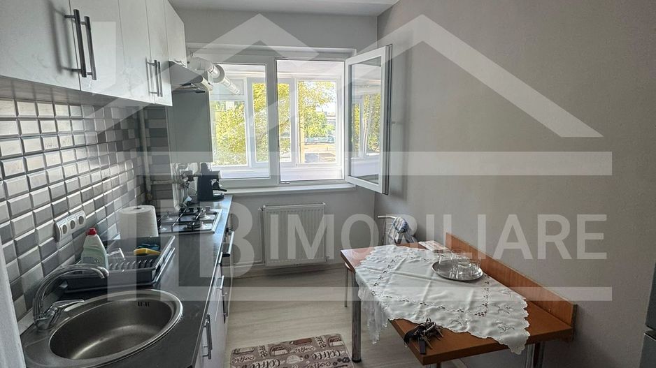 Apartament cu 2 camere, 50 mp, decomandat, Zona Aleea Carpati - Poză 5