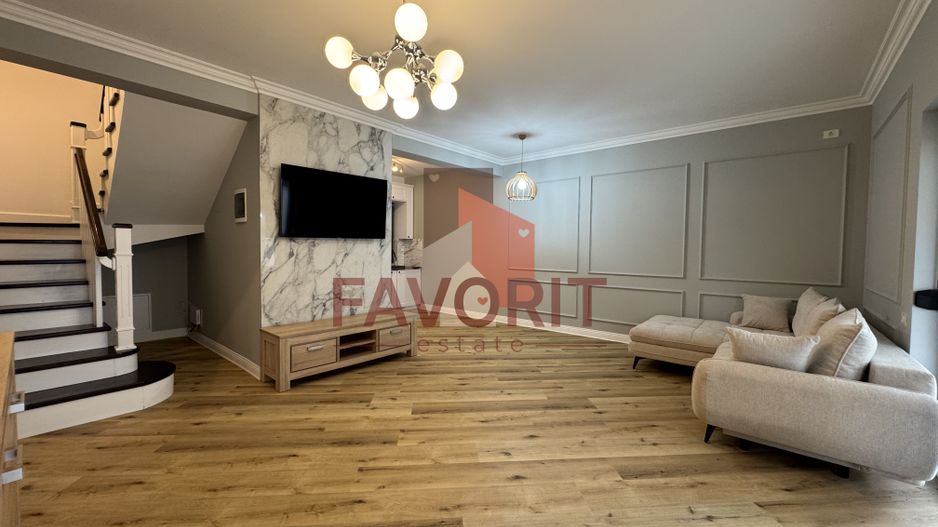 Duplex despartit prin garaj. Zona centrala - langa padure. Mobilat si utilat - Poză 3