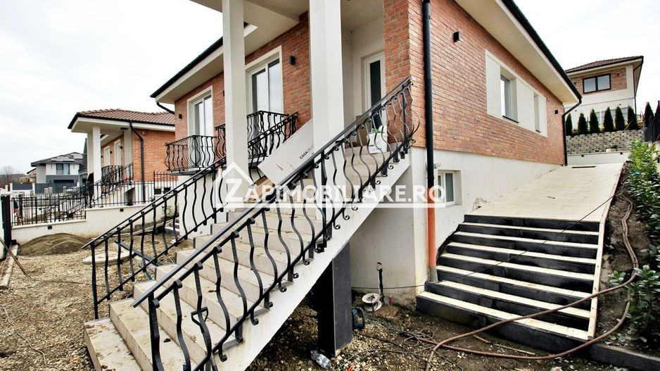 Casa 5 camere la cheie 175mp,520mp teren,mobilată și utilată - Poză 16