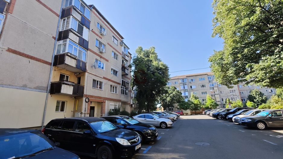 Decomandat, spatios, aproape de Judetean si de Buziasului. COMISION 0! - Poză 8