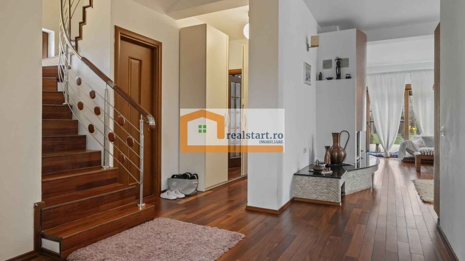 Langa Padurea Corbeanca, P+M, teren 780mp, terasa 35mp, mobilata&utilata - Poză 1