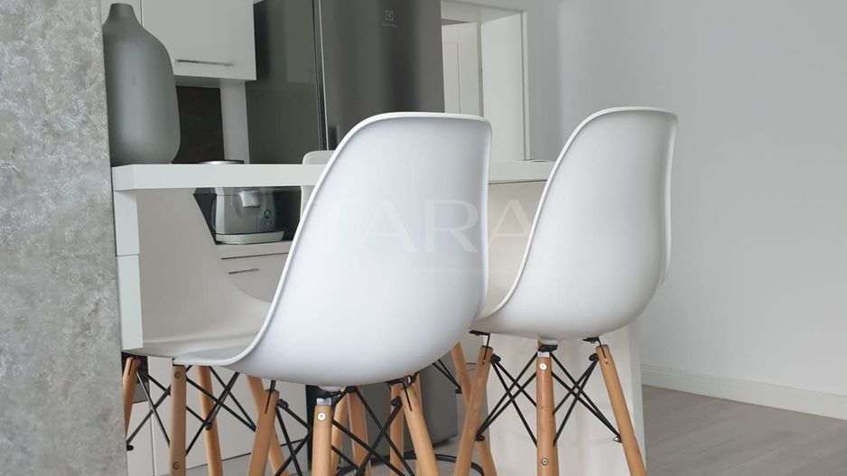 Apartament cu 3 camere de inchiriat in zona Semicentrala - Poză 4