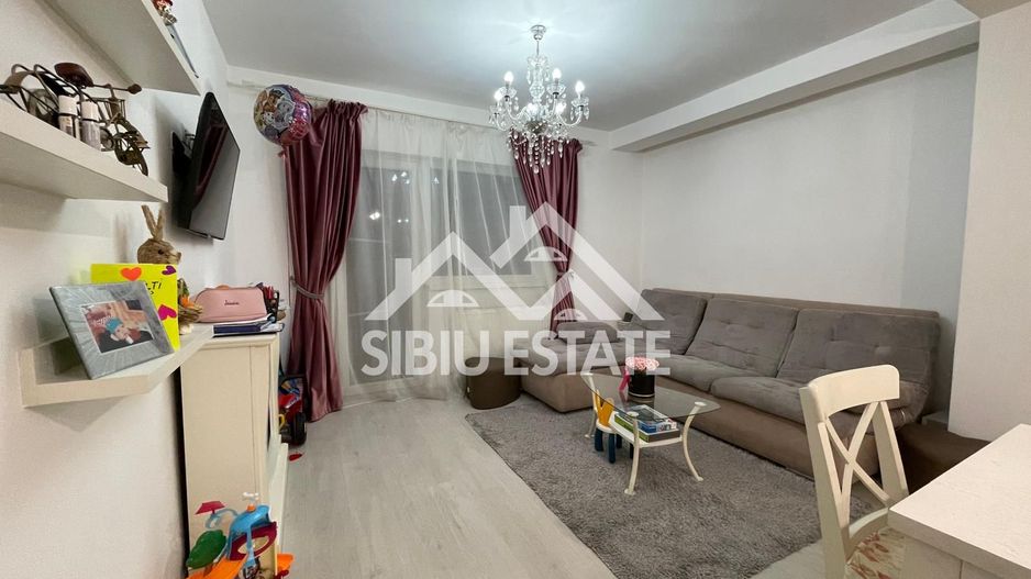 Apartament de vanzare 3 camere 2 bai gradina 74mp si parcare Selimbar - Poză 14