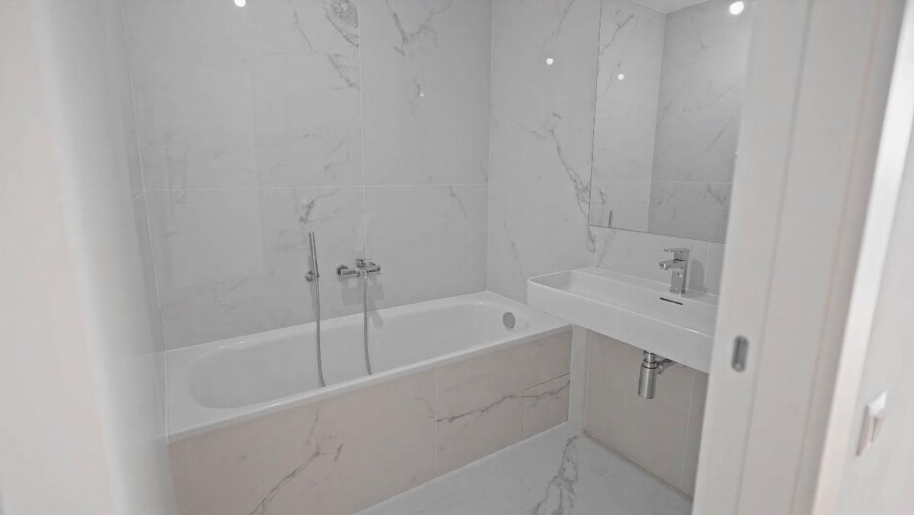 Apartament 4 camere | UpSite Floreasca | Lake View - Poză 16