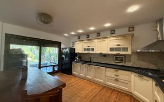 Vila 5 camere cu LIFT| Complex privat cu piscină | Iancu Nicolae - Poză 4