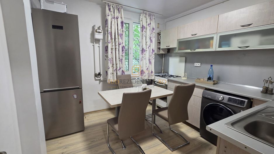 Apartament 2 camere decomandat de vanzare, Sos Berceni, Str Moldovita - Poză 14
