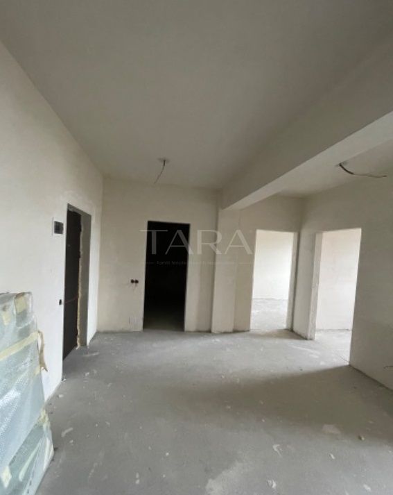 Apartament 2 camere, Floresti, zona Terra - Poză 1