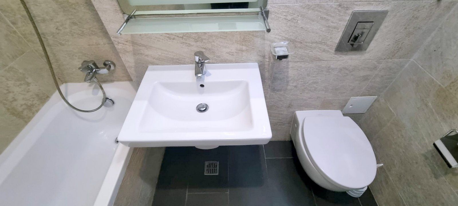 Apartament modern într-un complex rezidențial privat - Poză 33