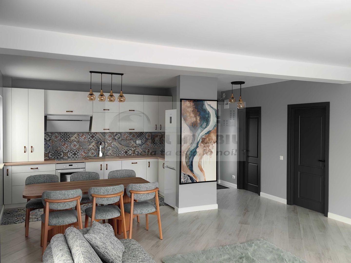 Apartament modern cu 2 camere si balcon - zona Frumoasa - 650€ - Poză 1