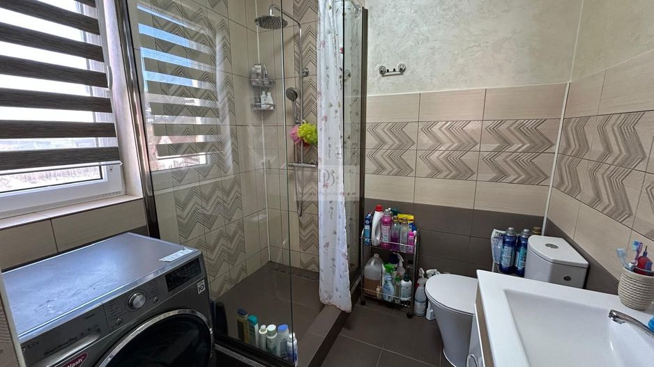 Apartament 4 camere singur pe nivel + 50 mp Pod + 2 Parcari | Oașului - Poză 12