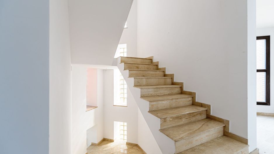 Clădire comercială în zona Grădiște. - Poză 40