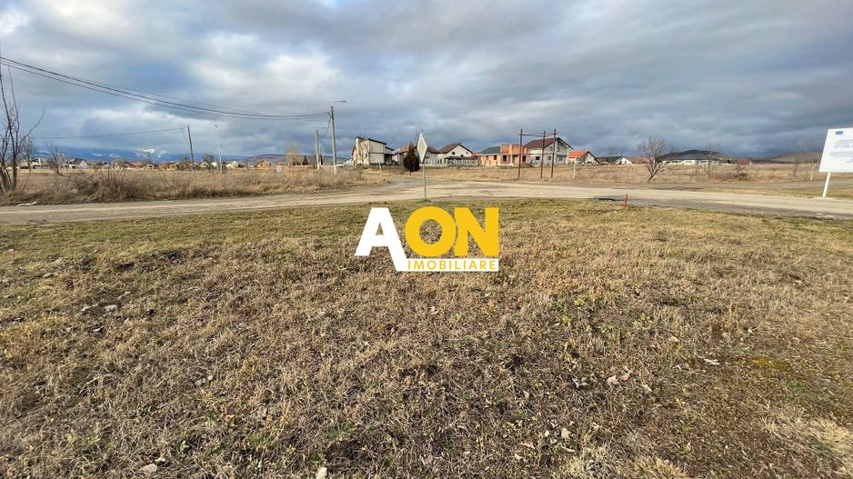 Teren cu regim P+2+M, toate utilitatile, zona Orizont - Poză 1