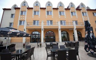 HOTEL MAXIM – Oradea Investment Overview | Premium Operating Hotel Asset - Poză 11