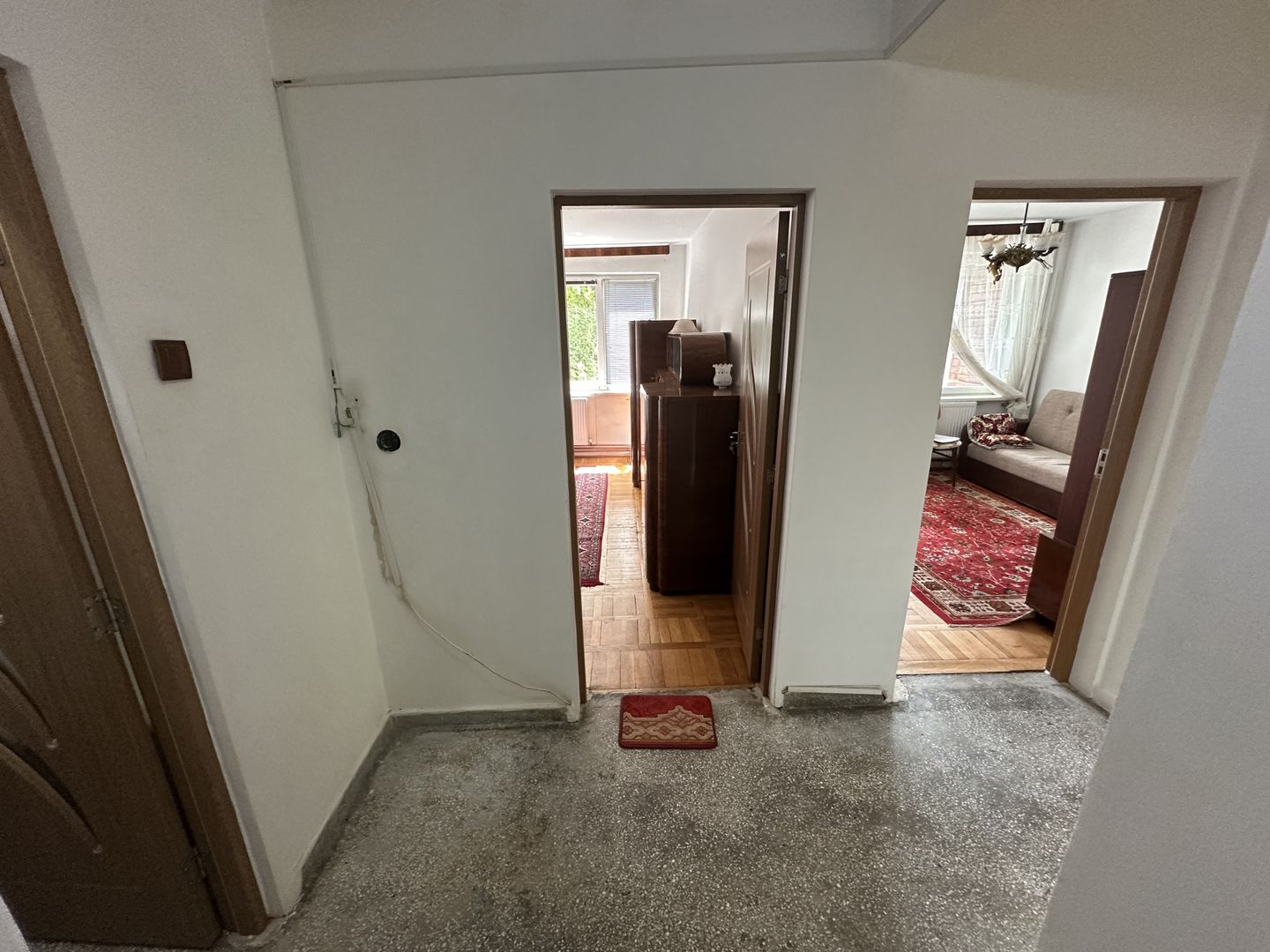 Apartament 2 camere etaj 2  decomandat - Poză 25
