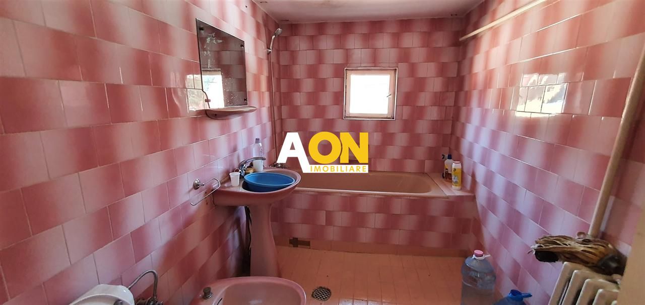 Apartament la casa, 4 camere, pretabil pentru birouri, zona Cetate - Poză 4