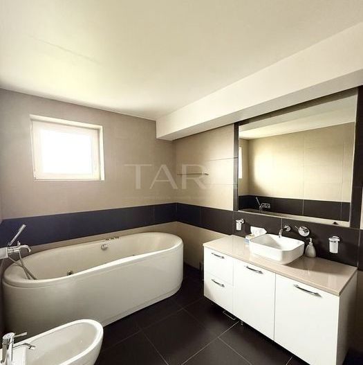 Apartament elegant singur pe nivel în zona The Office Cluj-Napoca. - Poză 14