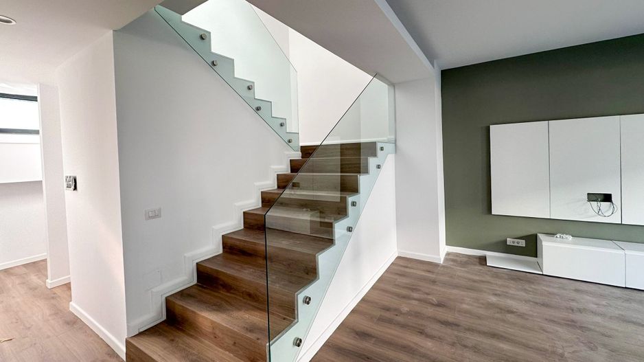 Vânzare Vila 5 camere, 214mp | Curte privată 85mp - Poză 5