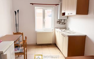 Apartament ultracentral | 42 mp utili | An construcție 2017 - Poză 2