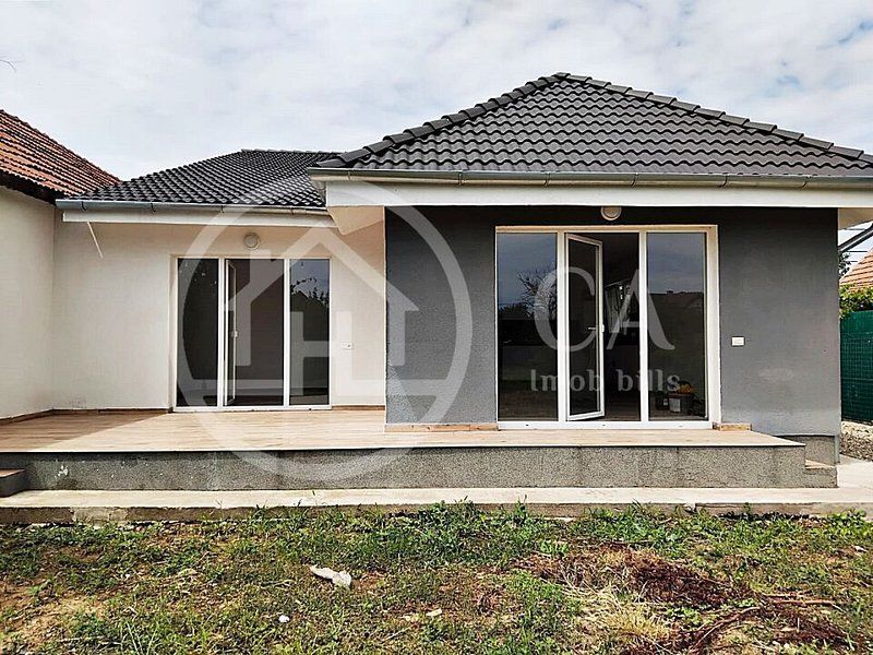 Casa de vanzare cu 4 camere in zona Matei Corvin, Oradea - Poză 13