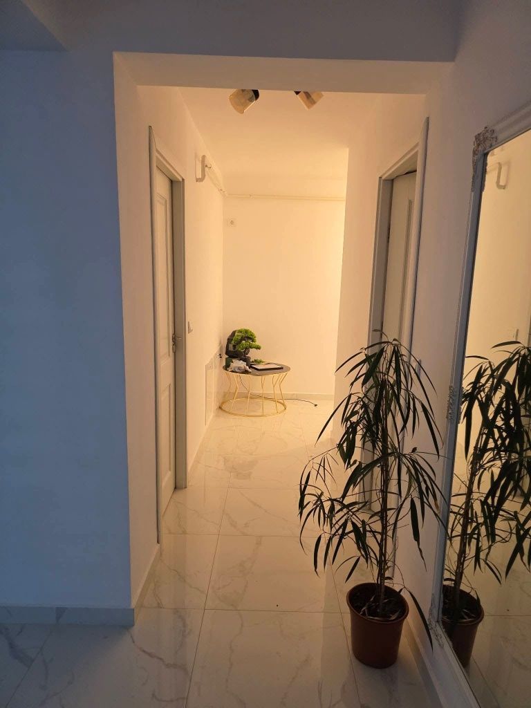 Apartament 2 camere 63mp + loc de parcare capat Pacurari 110000 euro - Poză 4