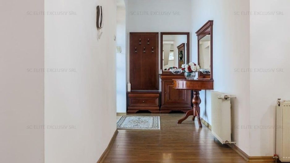 Vila unicat aproape de lac - Poză 8