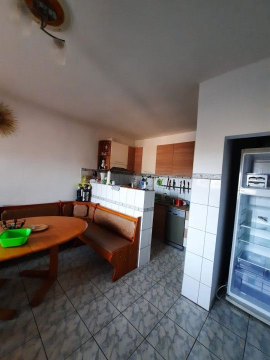 Casa P+E+M, 7 camere, teren 1000 mp, an 2000, Campina, Prahova - Poză 10