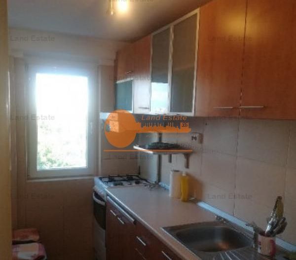 Apartament cu 2 camere in zona Frigocom - Poză 1