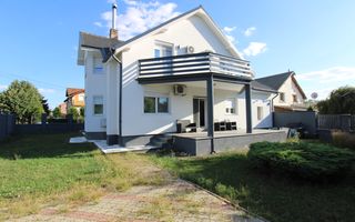 Casa in Blascovici, 5 camere + 3 bai, centrala proprie - Poză 40