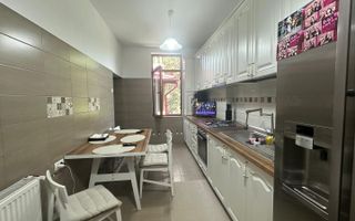 Oportunitate achizitie vila boiereasca 12 camere-Cotroceni- Singura in curte - Poză 8