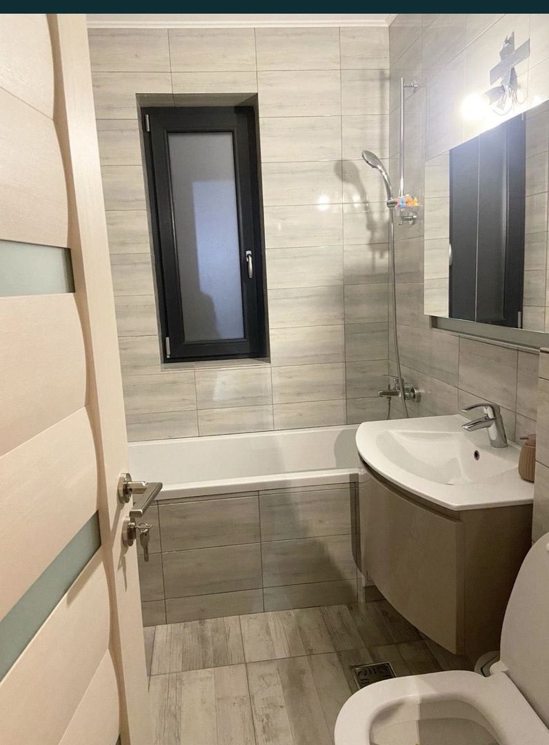 Ap cu 3 camere Palazu Mare - Poză 7