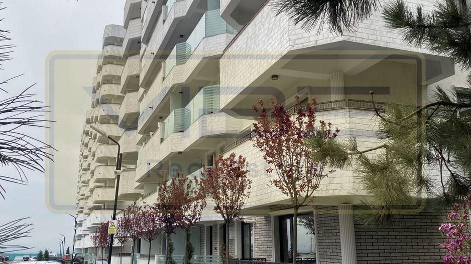 Royal  Town Copou - -INTABULAT -Decomandat - 2 Camere - 60mp - Poză 5