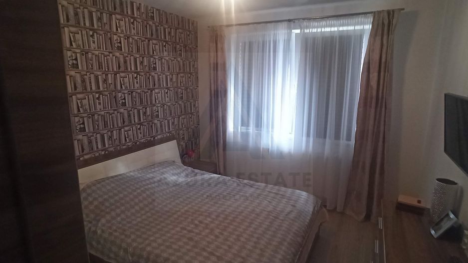 Apartament modern 3 camere 2 bai si 2 locuri de parcare in Selimbar - Poză 9