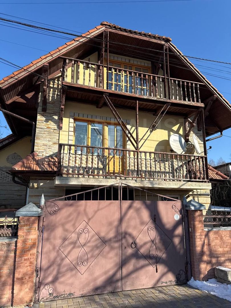 Vânzare, casă, 3 nivele, 160 mp, Goianul Nou - Poză 2