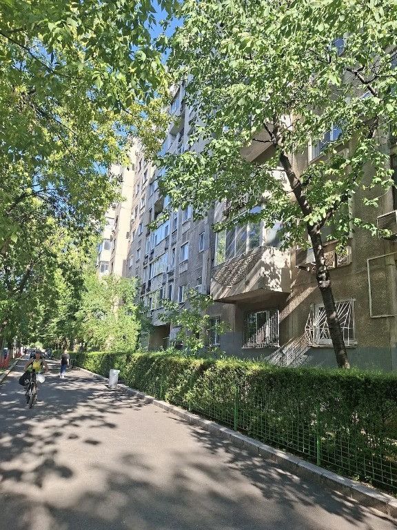 Apartament 3 camere decomandat | Bd. Gheorghe Șincai nr. 14 | Etaj 2. - Poză 1